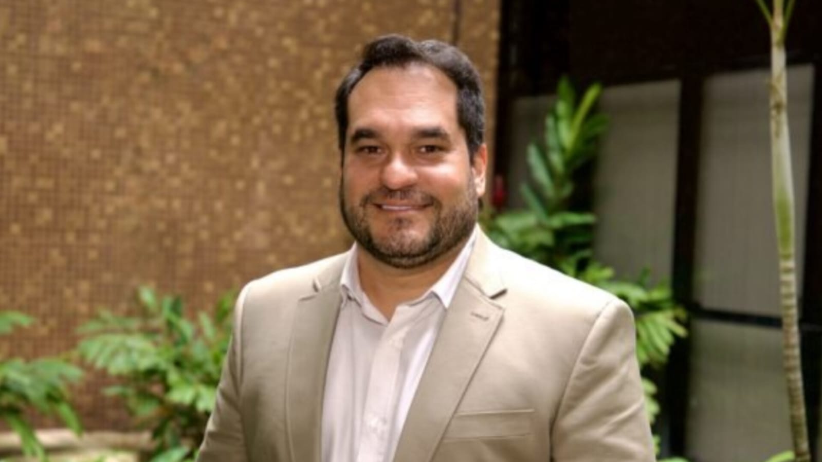 Após liminar para disputar vaga no TJAM, Flávio Antony deixa a Casa Civil