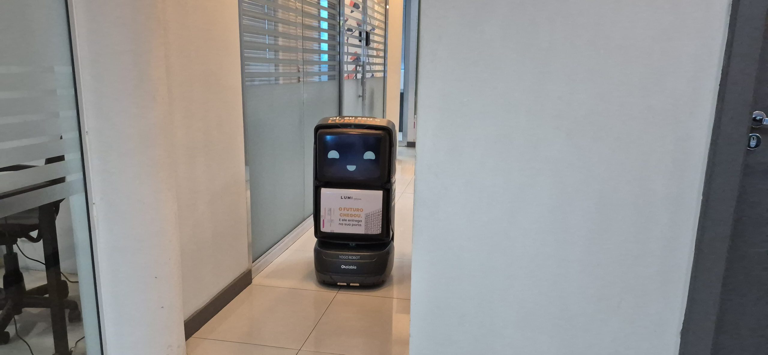 Amazonas terá primeiro prédio residencial com robô entregador