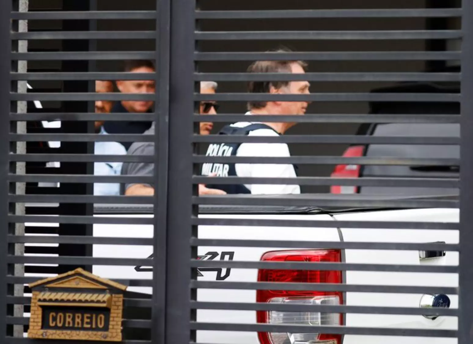 Jair Bolsonaro tem alta hospitalar; ex-presidente já está em casa