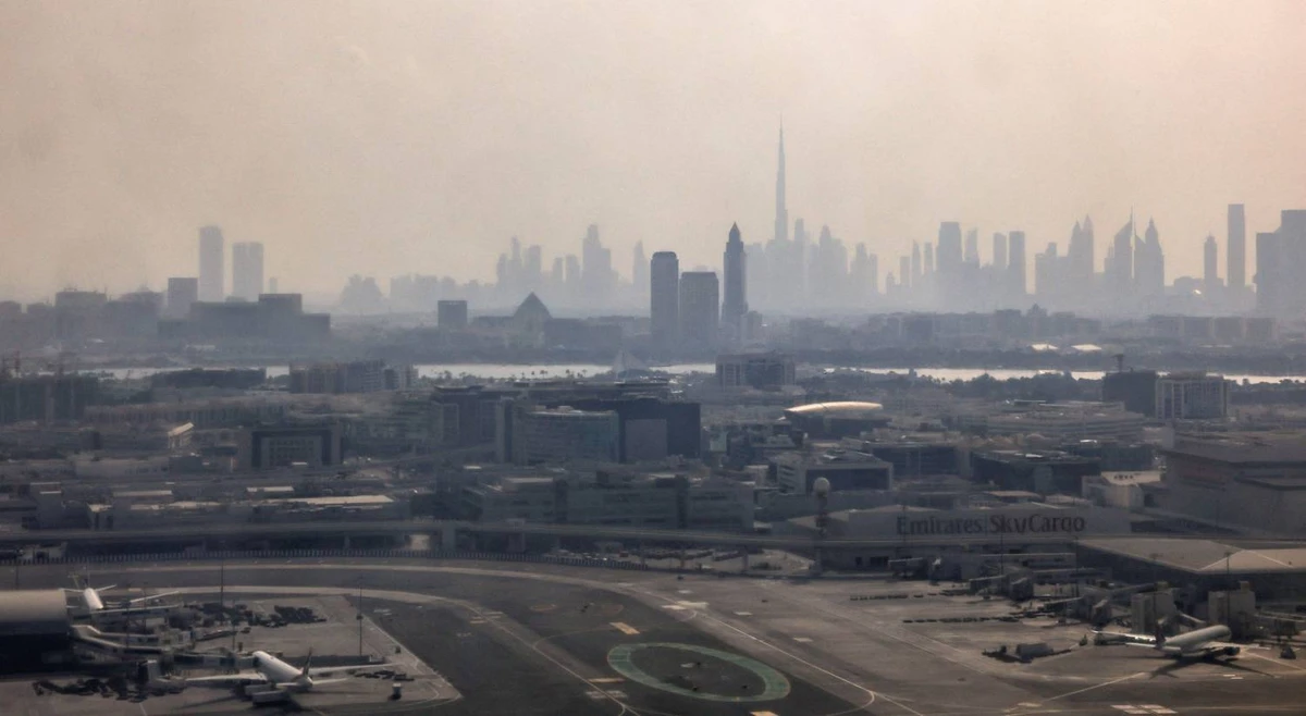 Emirados Árabes Unidos fecham temporariamente espaço aéreo