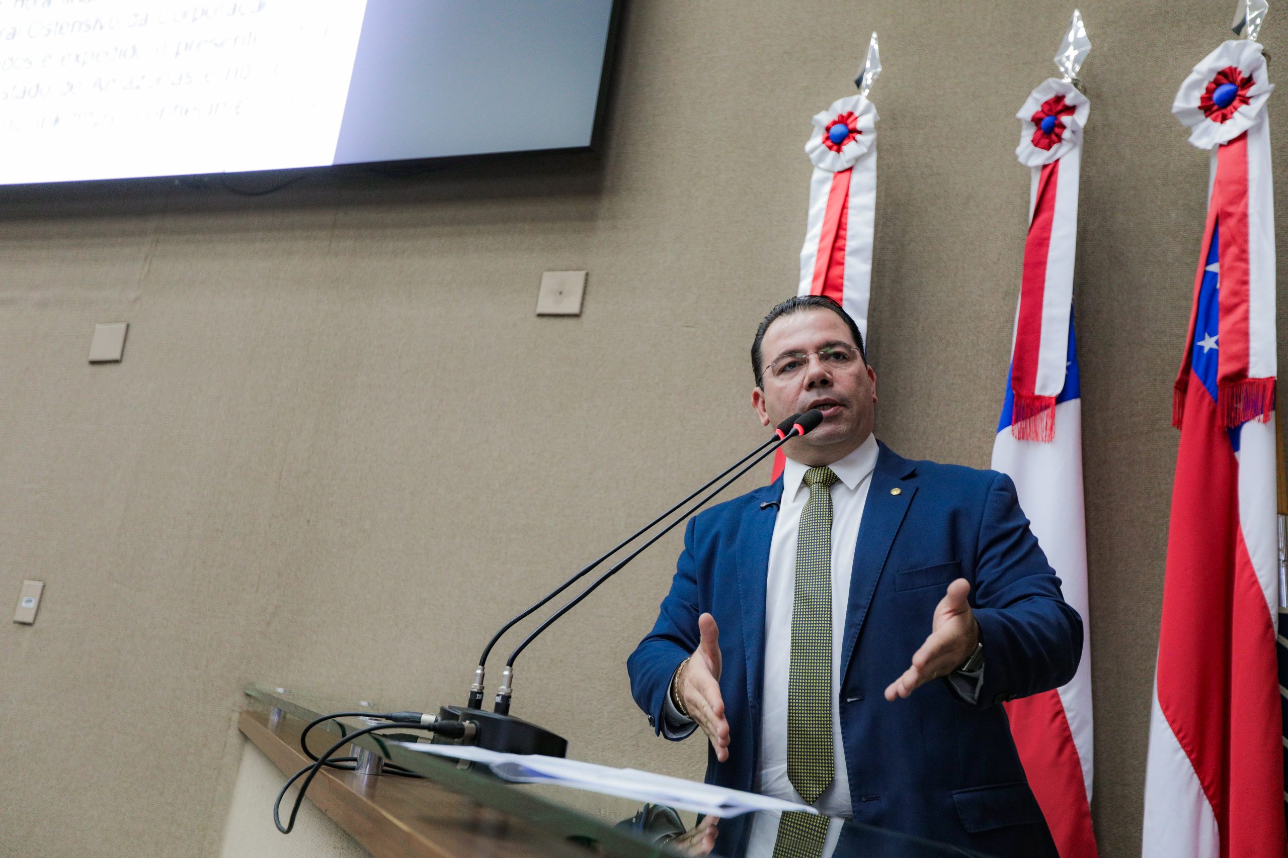 Deputado cobra convocação de bombeiros militares no AM