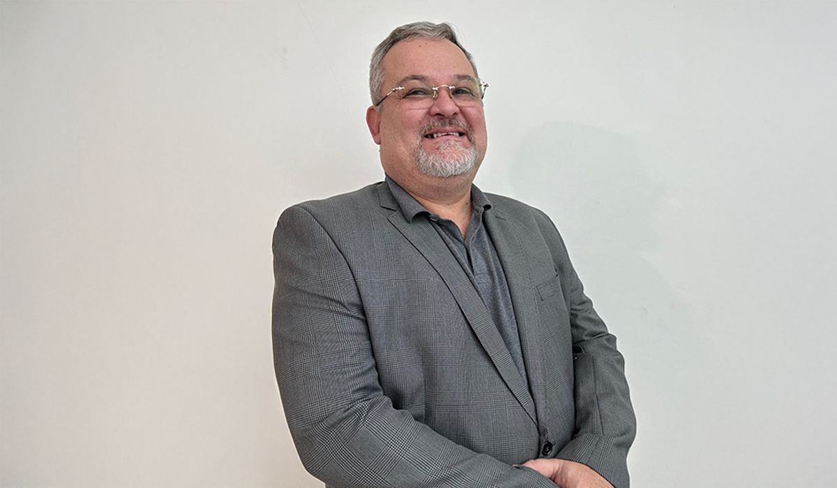 Cícero Alencar registra terceira candidatura ao governo-tampão do AM