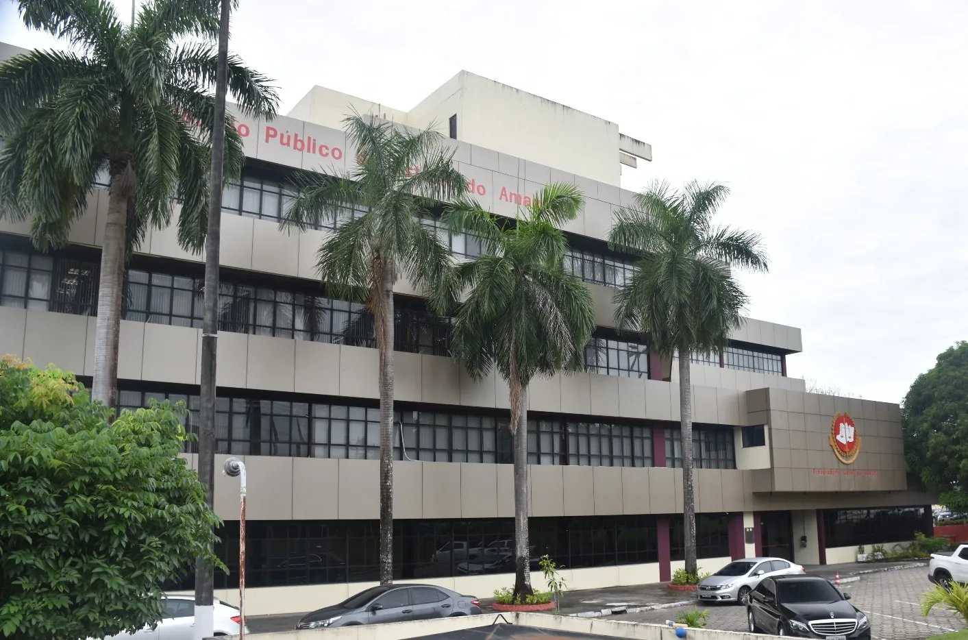 Com urgência aprovada, deputados ampliam estrutura do MPAM com novos cargos e centros