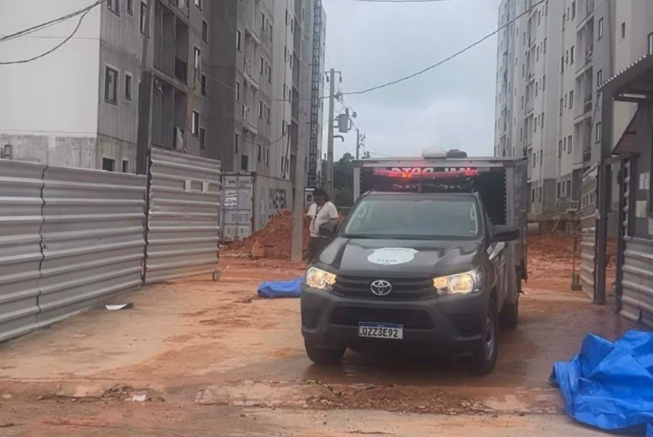 Trabalhador morre soterrado durante obra em condomínio de Manaus