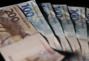 Renda média das famílias chega a R$ 2.264 e é recorde em 2025