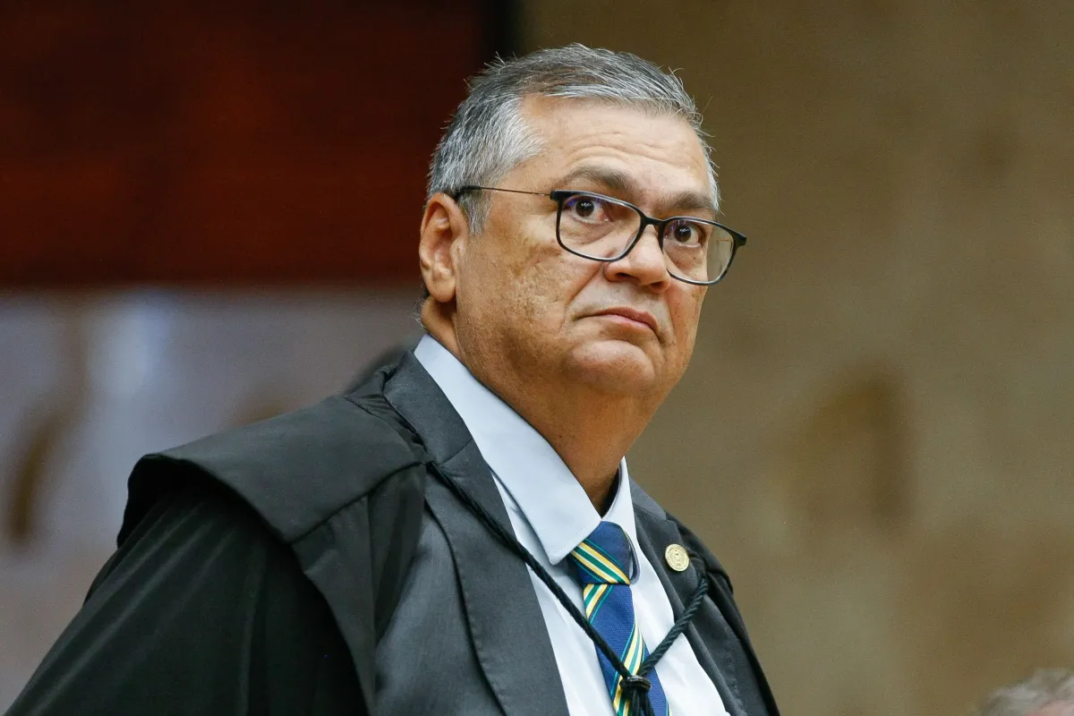 Dino cita filme “Matrix” e critica movimento “red pill” em voto no STF