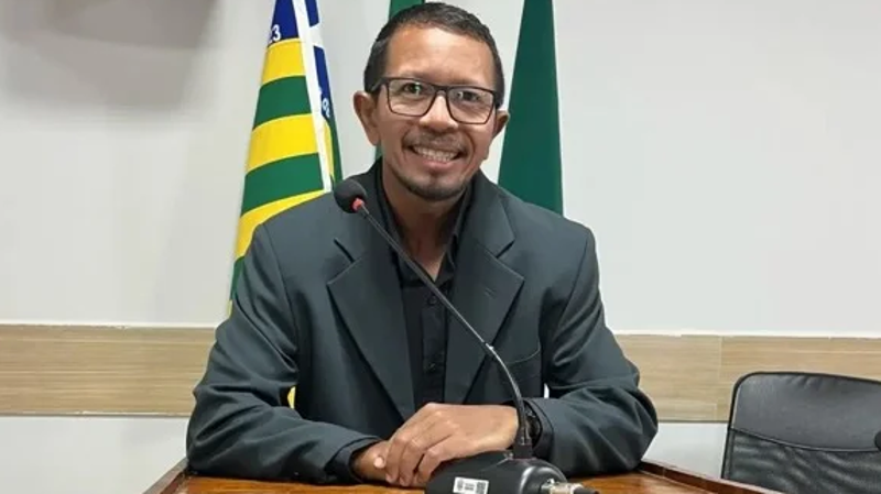 Vereador do PT morre após sofrer 2 mil picadas de abelha no Piauí