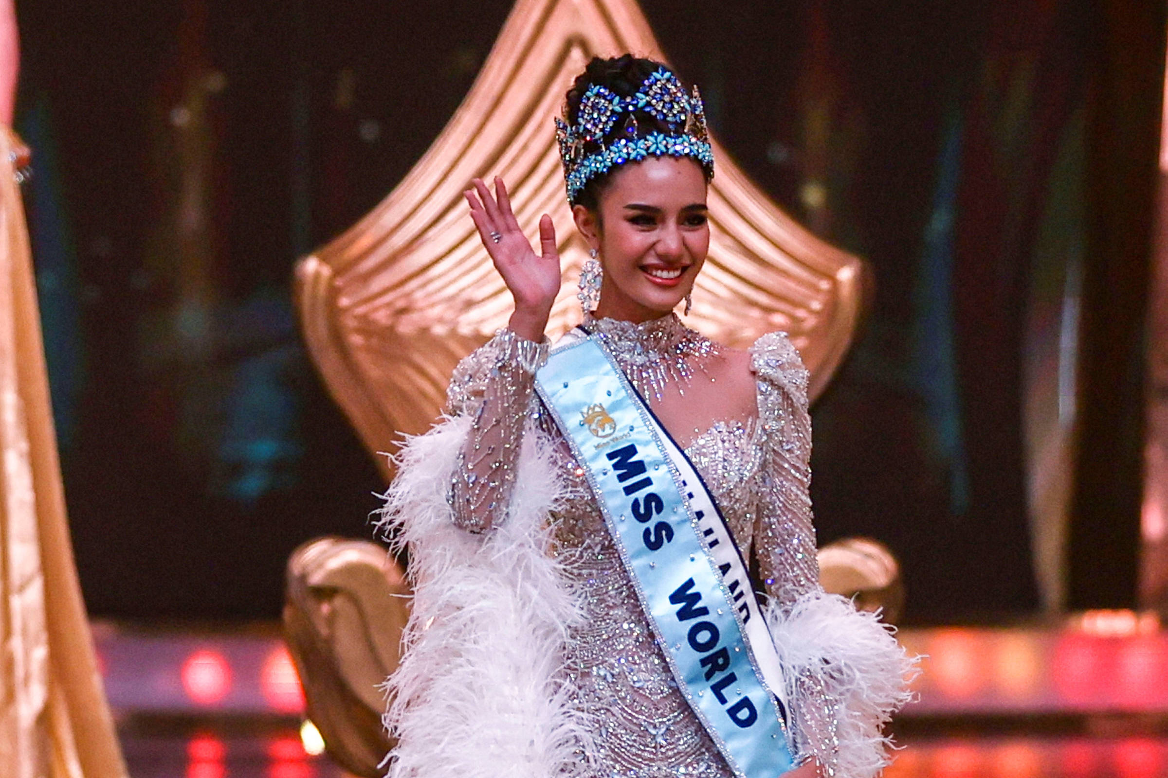 Após quase 40 anos, SBT volta a transmitir final do Miss Mundo