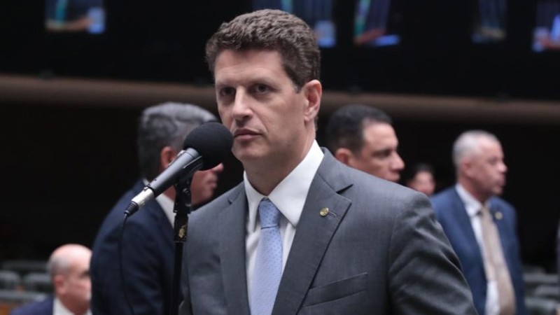 TRE-SP condena Ricardo Salles em R$ 10 mil por propaganda antecipada