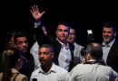 Flávio Bolsonaro é filiado a partido Missão, e registro de candidatura no TSE atrasa