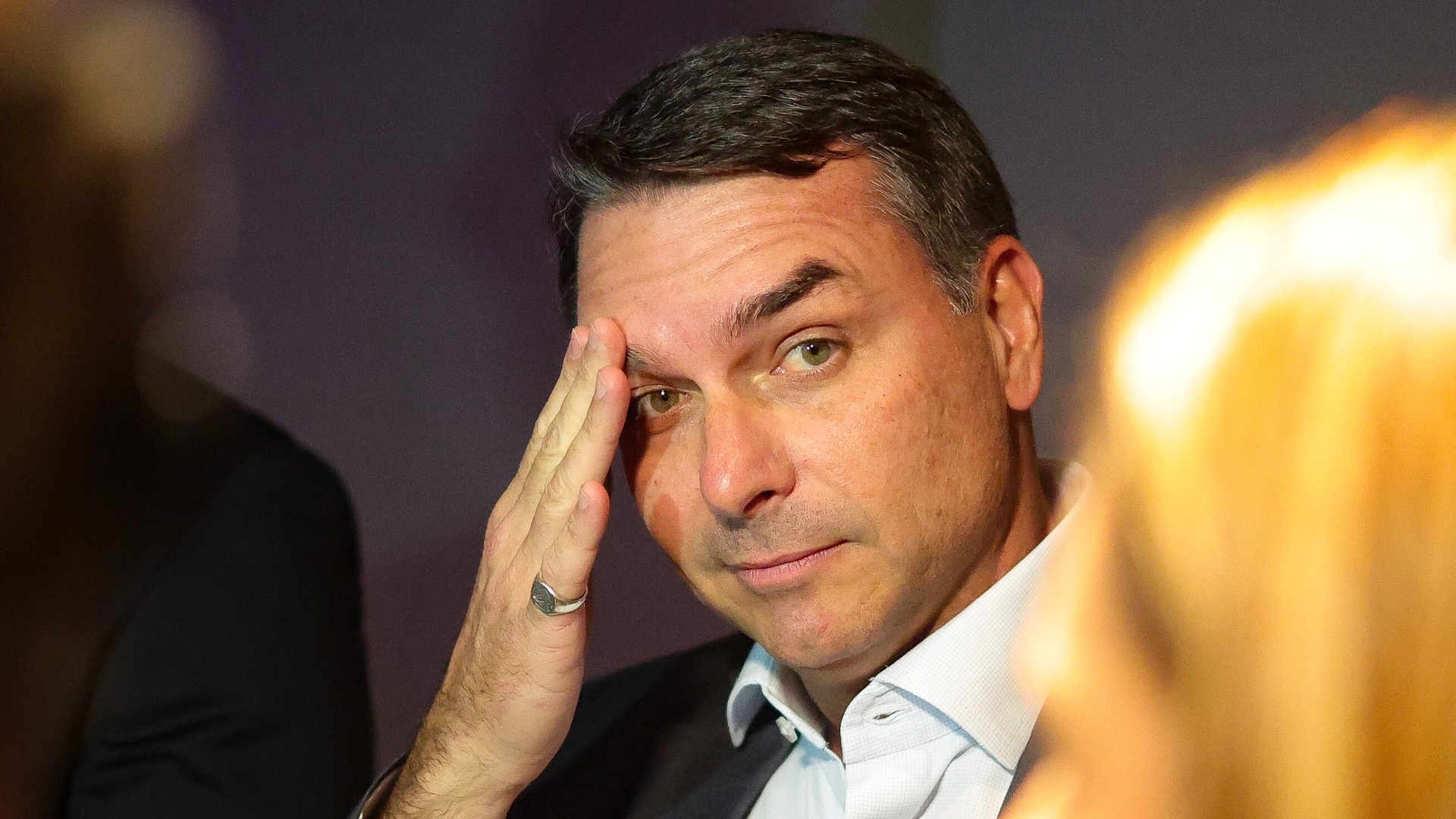 Autoridade dos EUA diz à Reuters que Flávio está a caminho do país